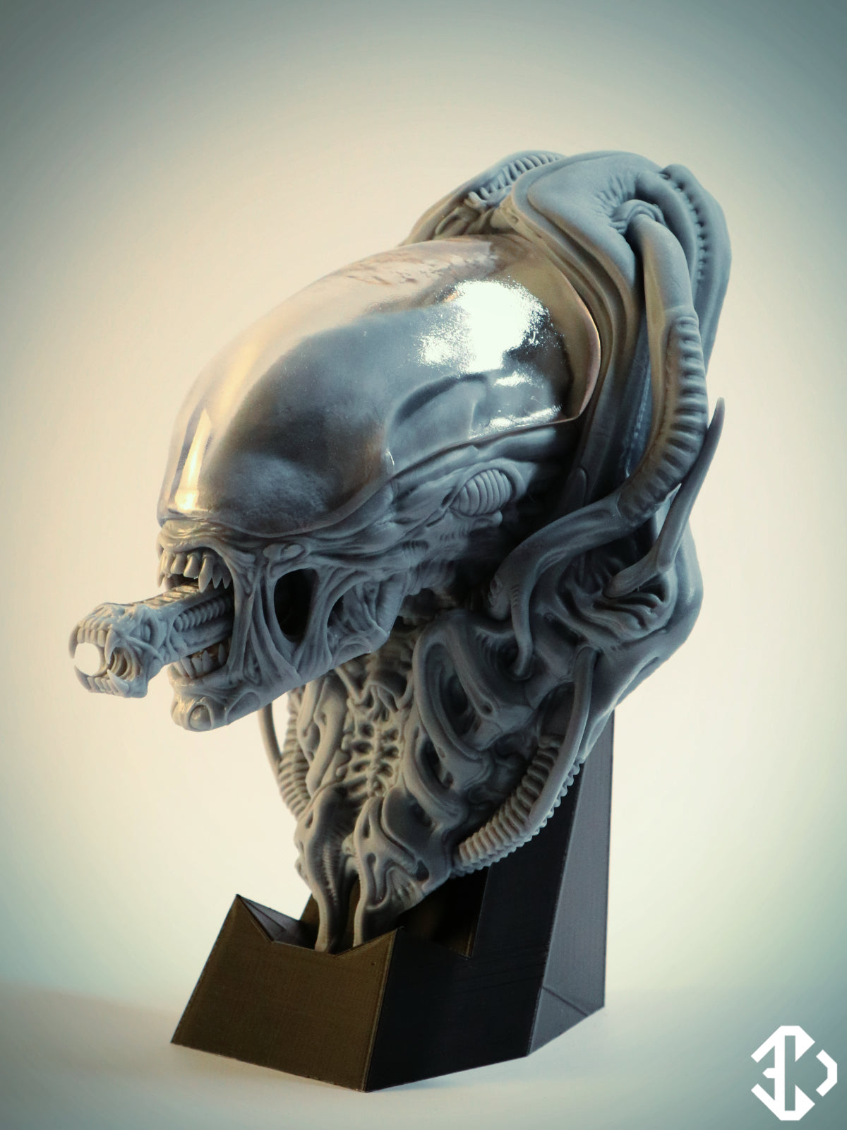 Alien Dog Wall Head