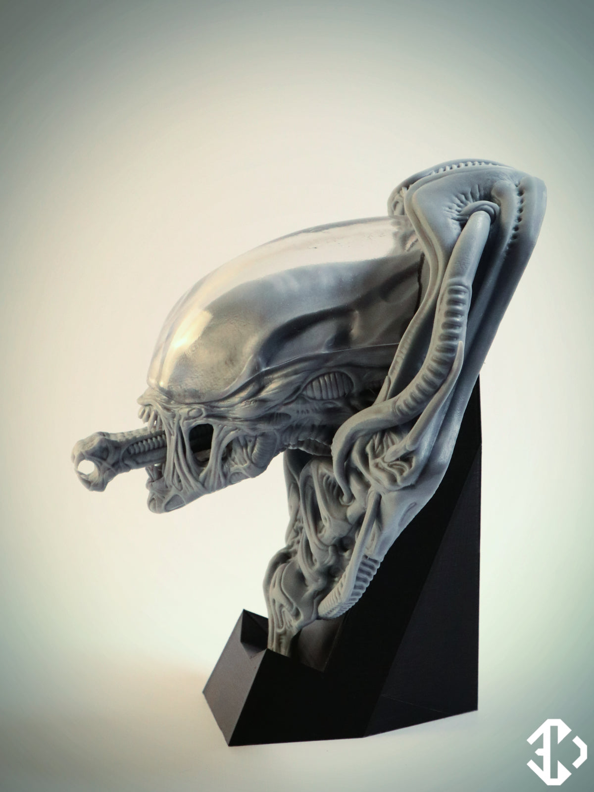 Alien Dog Wall Head