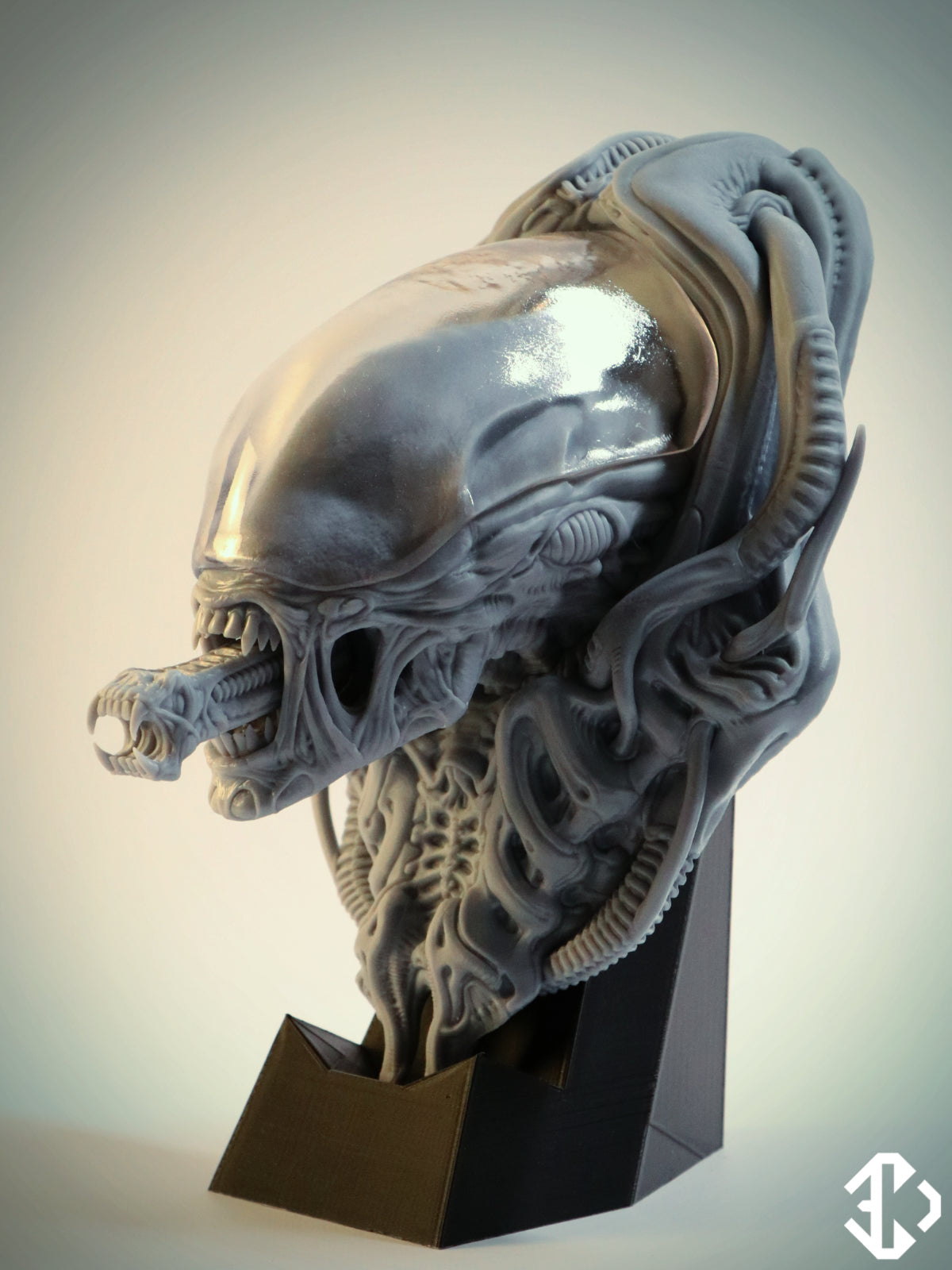 Alien Dog Wall Head
